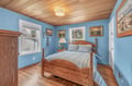 Driftwood, Queen Bedroom