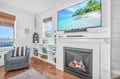 Flatscreen TV/Fireplace