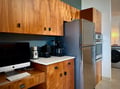 Full kitchen