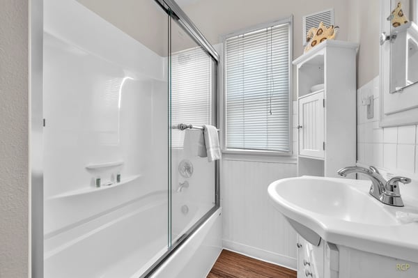 main floor bath